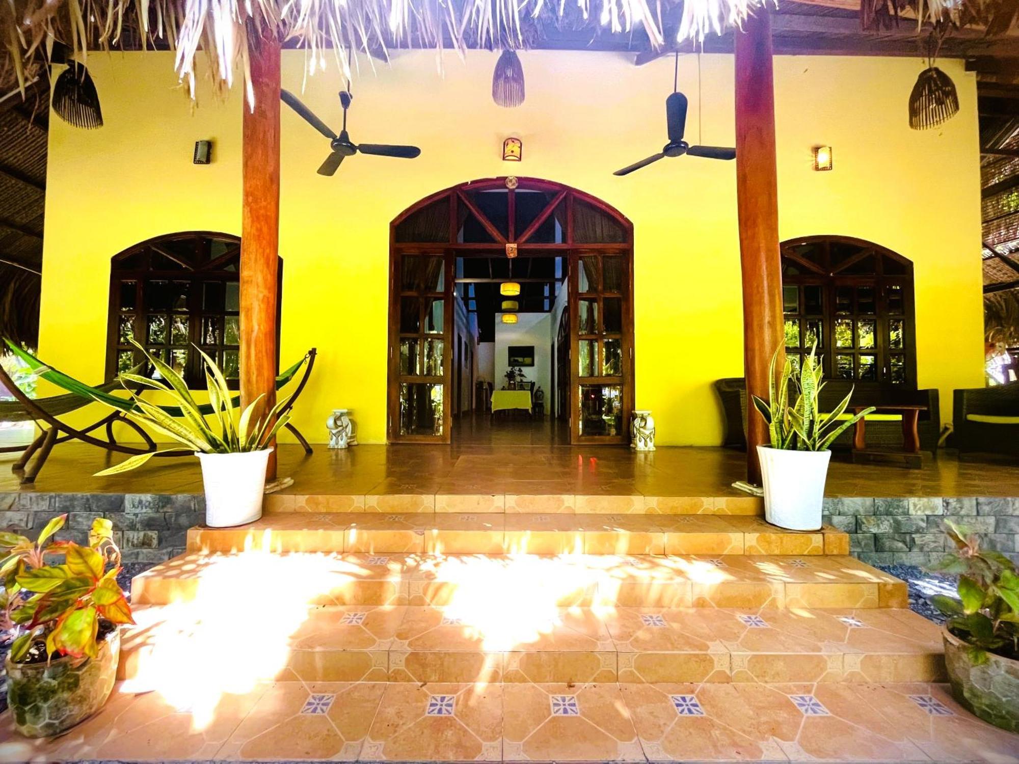 Mango Home Riverside Ben Tre Exterior photo