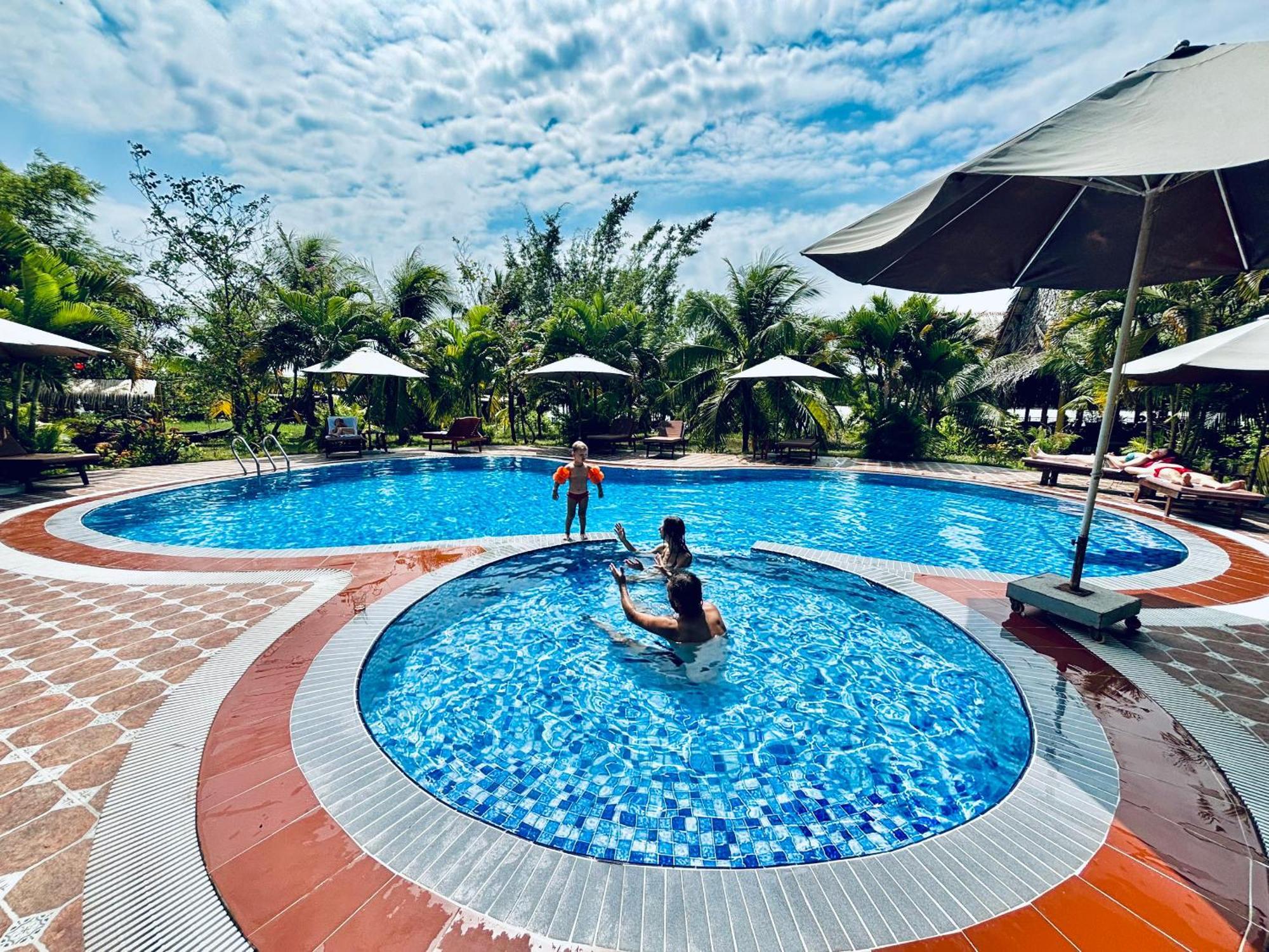 Mango Home Riverside Ben Tre Exterior photo